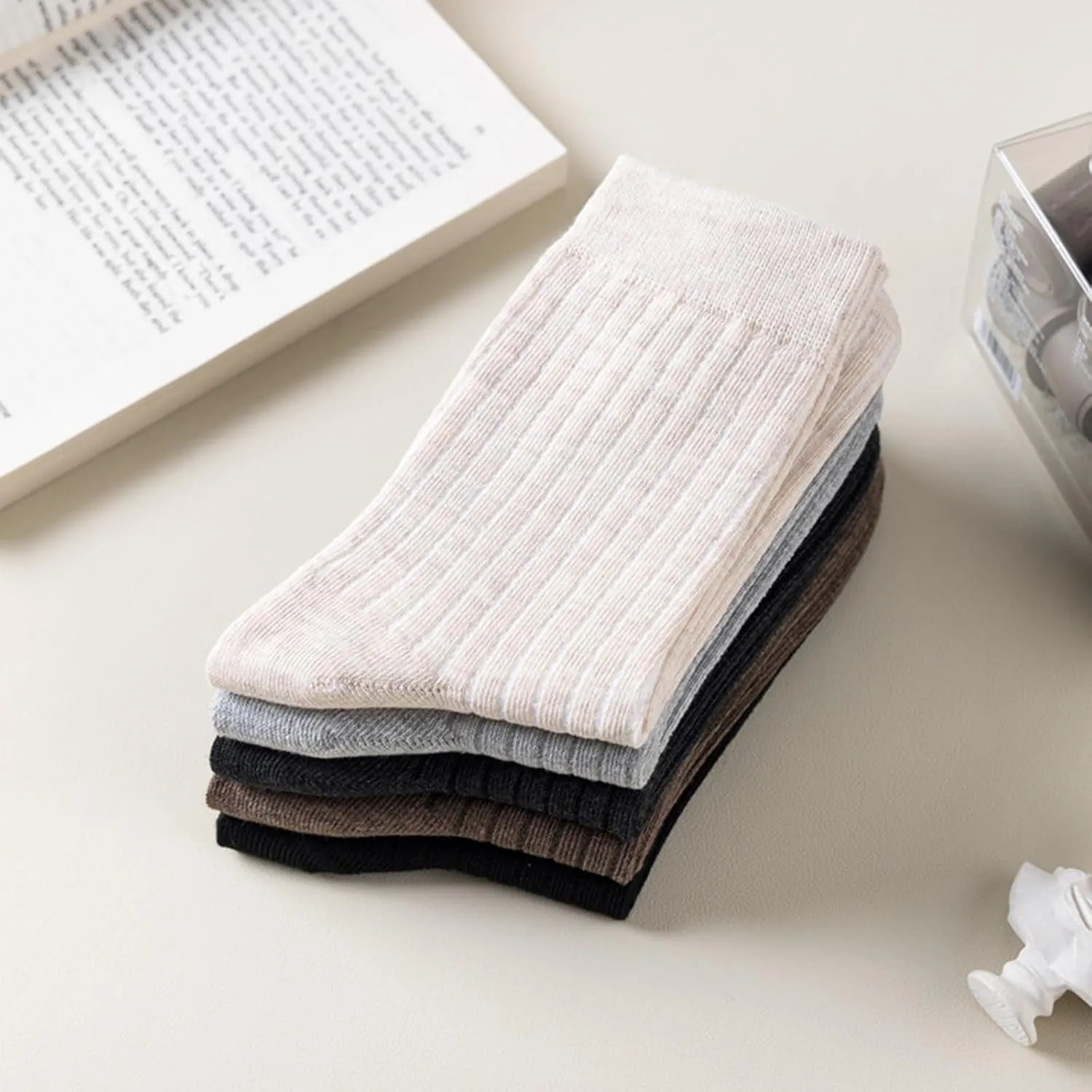 20 Pairs Crew Athletic Socks for Women Moisture Wicking Cushion Crew Socks for Sport Running Traveling