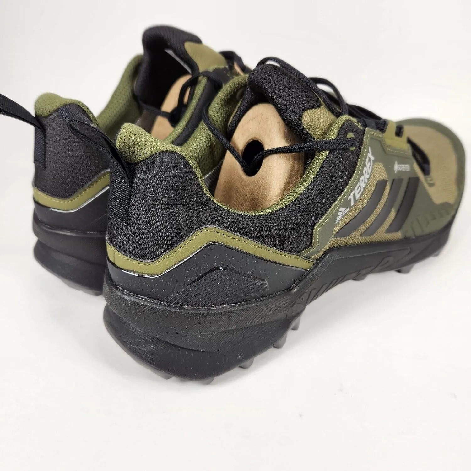 adidas Men's Terrex Swift Sneaker