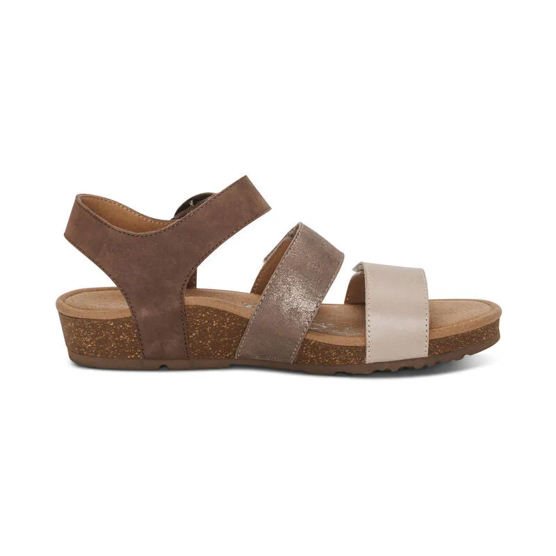 Aetrex Lilly Q Strap Adjustable Taupe Sandal SC562