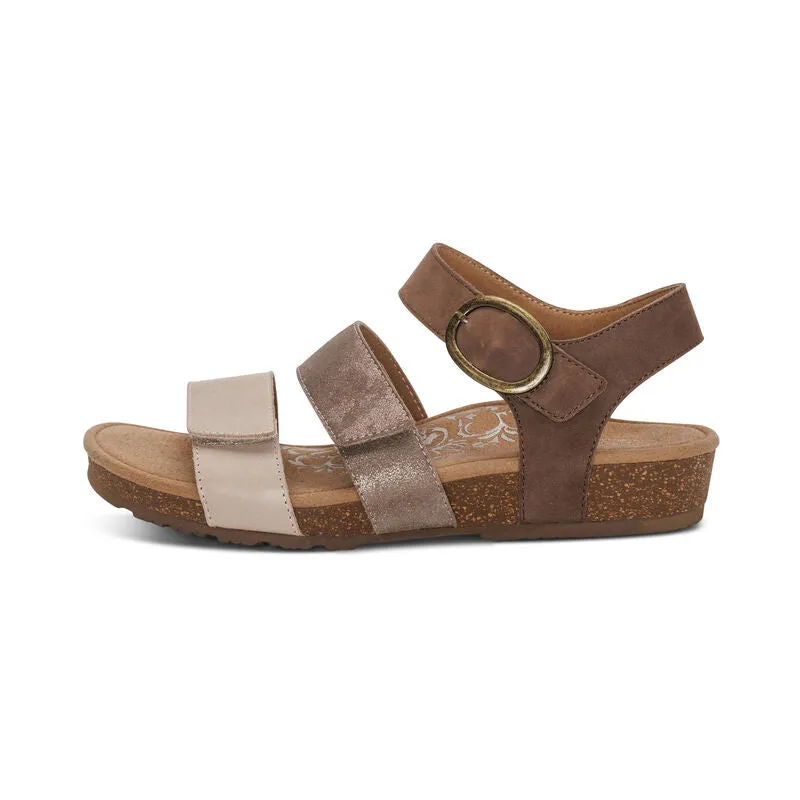 Aetrex Lilly Q Strap Adjustable Taupe Sandal SC562