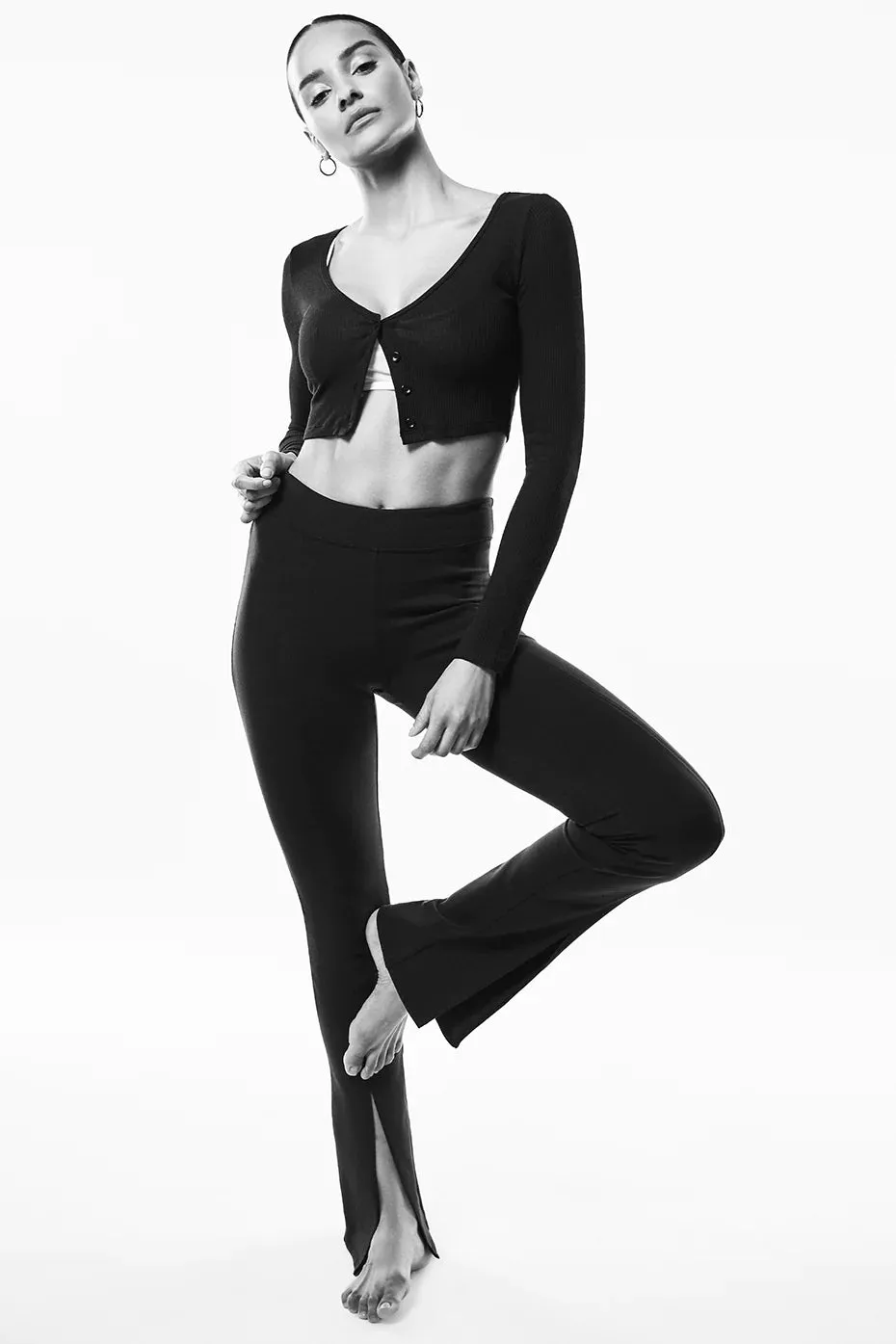 Airbrush High-waist Flutter Legging In Black