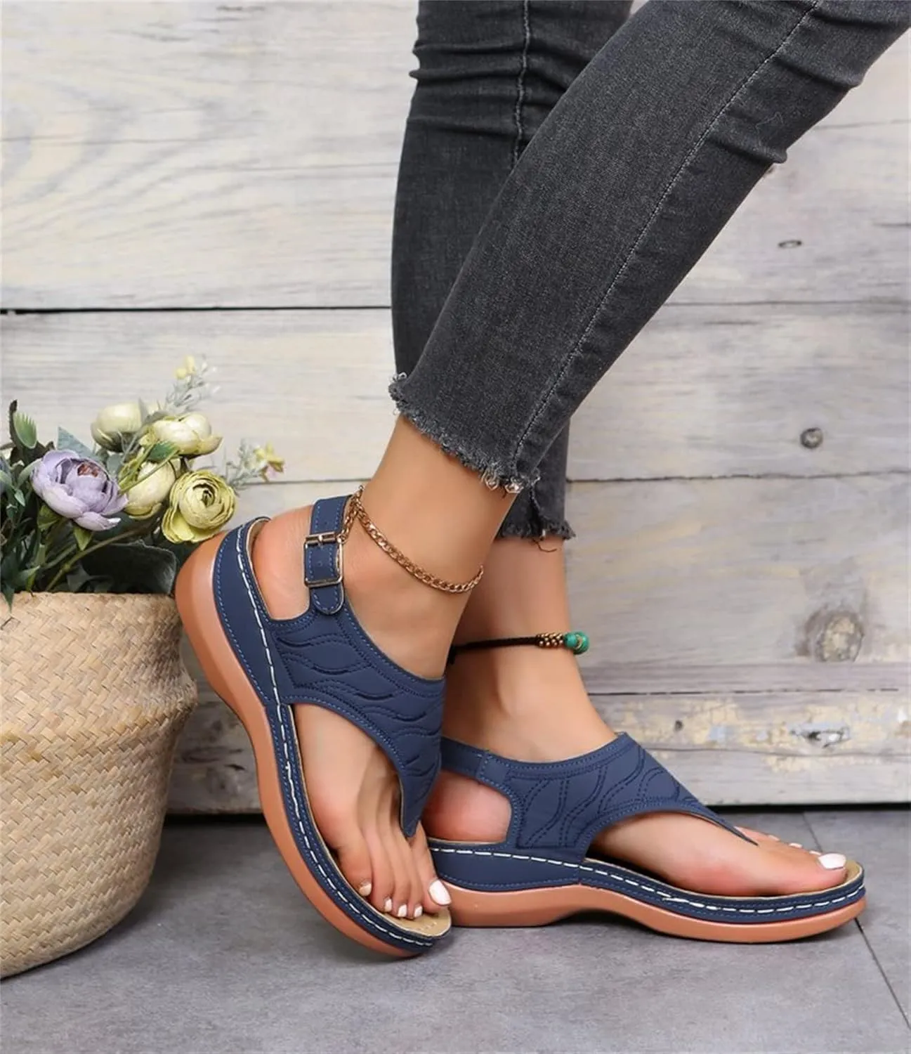 Ladmiple Womens Sandals Comfortable Summer Causal Flip Flops Arch Support Beach Roman Outdoor Open Toe Orthopedic Sandal