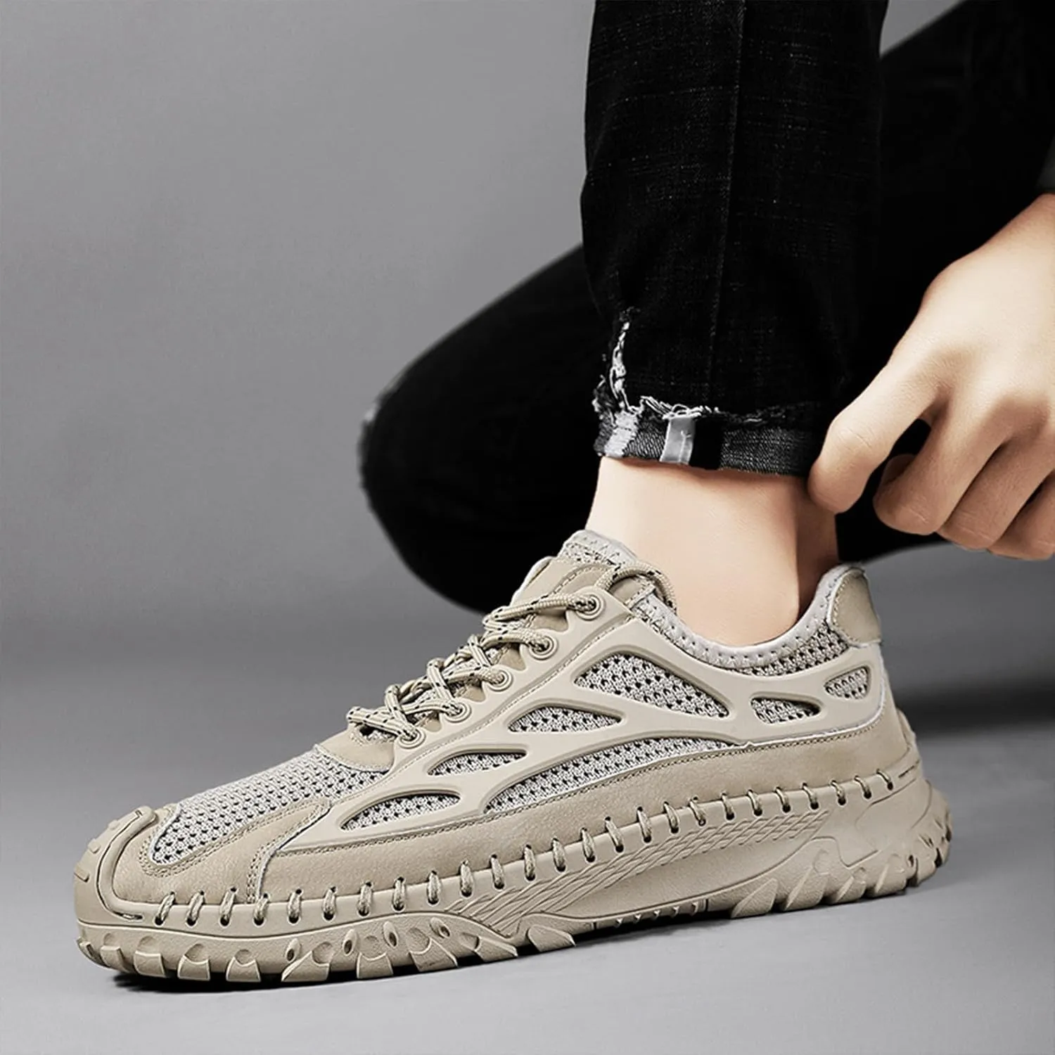 Men's Handmade Breathable Non-Slip Hiking Climbing Shoes Lace Up Ultra-Light Stretchy Mesh Comfor Athletic Slip On Loafers Summer Outdoor Lightweight Casual Sneakers