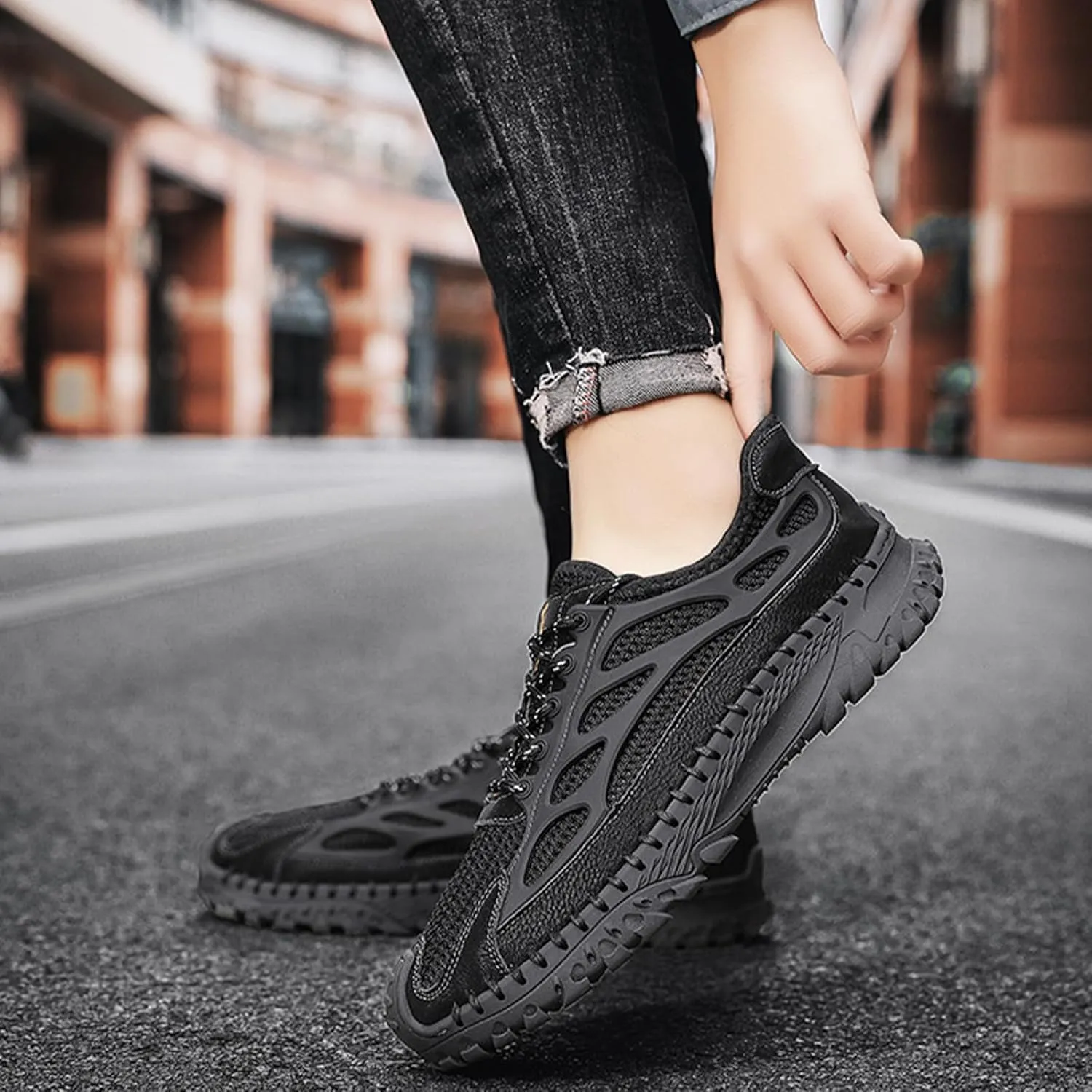 Men's Handmade Breathable Non-Slip Hiking Climbing Shoes Lace Up Ultra-Light Stretchy Mesh Comfor Athletic Slip On Loafers Summer Outdoor Lightweight Casual Sneakers
