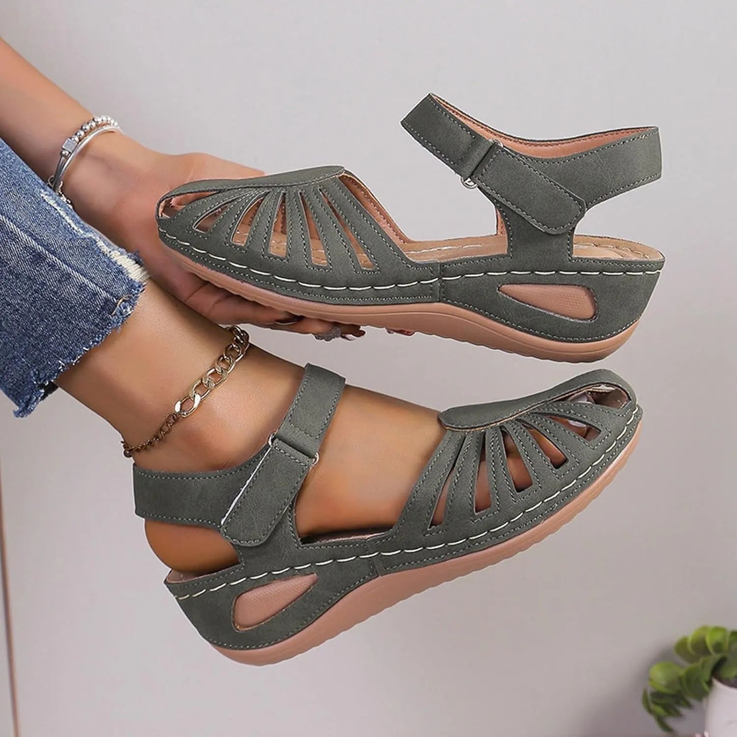 Orthopedic Sandals for Women with Arch Support Breathable Comfortable Wedge Heel Shoe Summer Beach Vacation Footwear Non-Slip Cut-Out Soft Sole Shoe Fashion Closed Toe Slippers with Ankle Strap