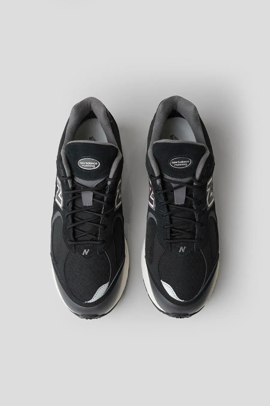 SNEAKERS M2002RXT INKWELL ET ALUMINUM GREY
