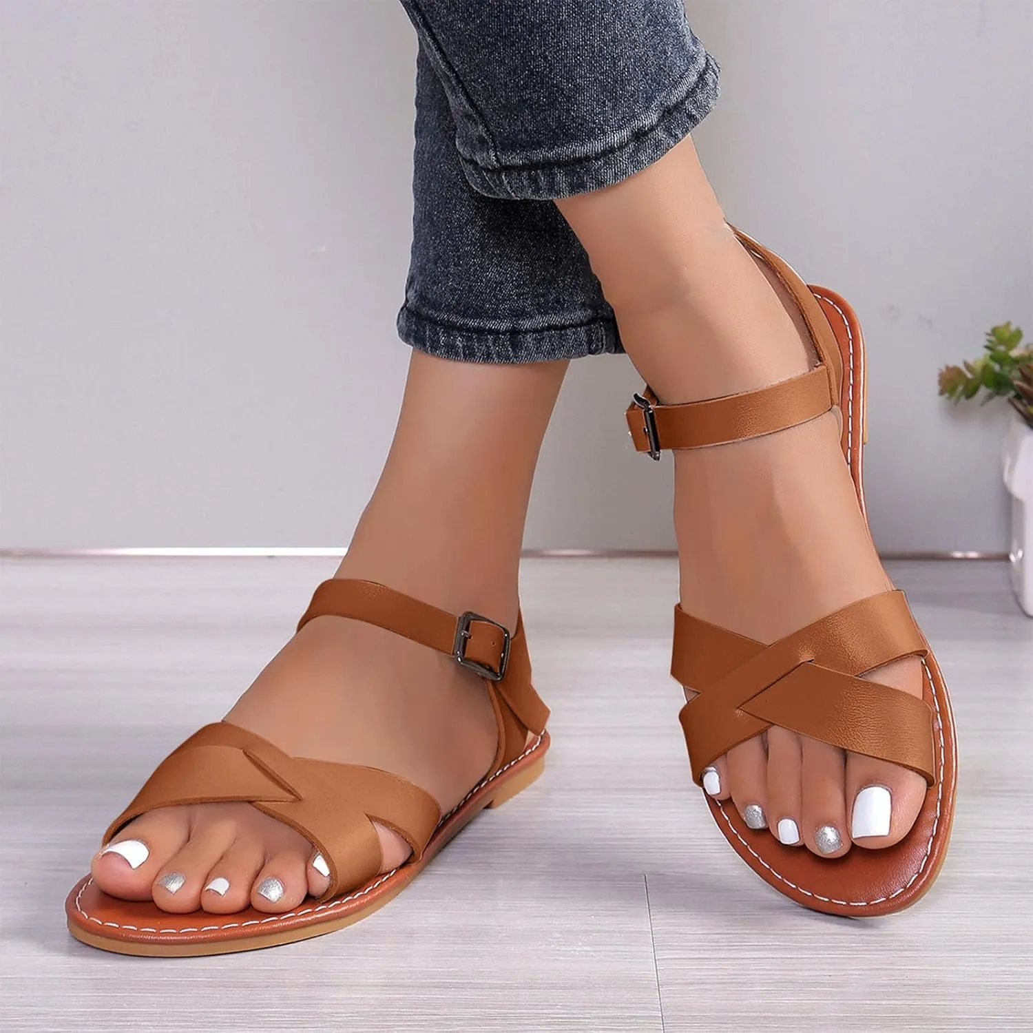 Women's Criss Cross Gladiator Sandals Dressy Summer Cute Ankle Strap Open Toe Flat Shoes Comfort Casual Fashion Ankle Sole Sandal