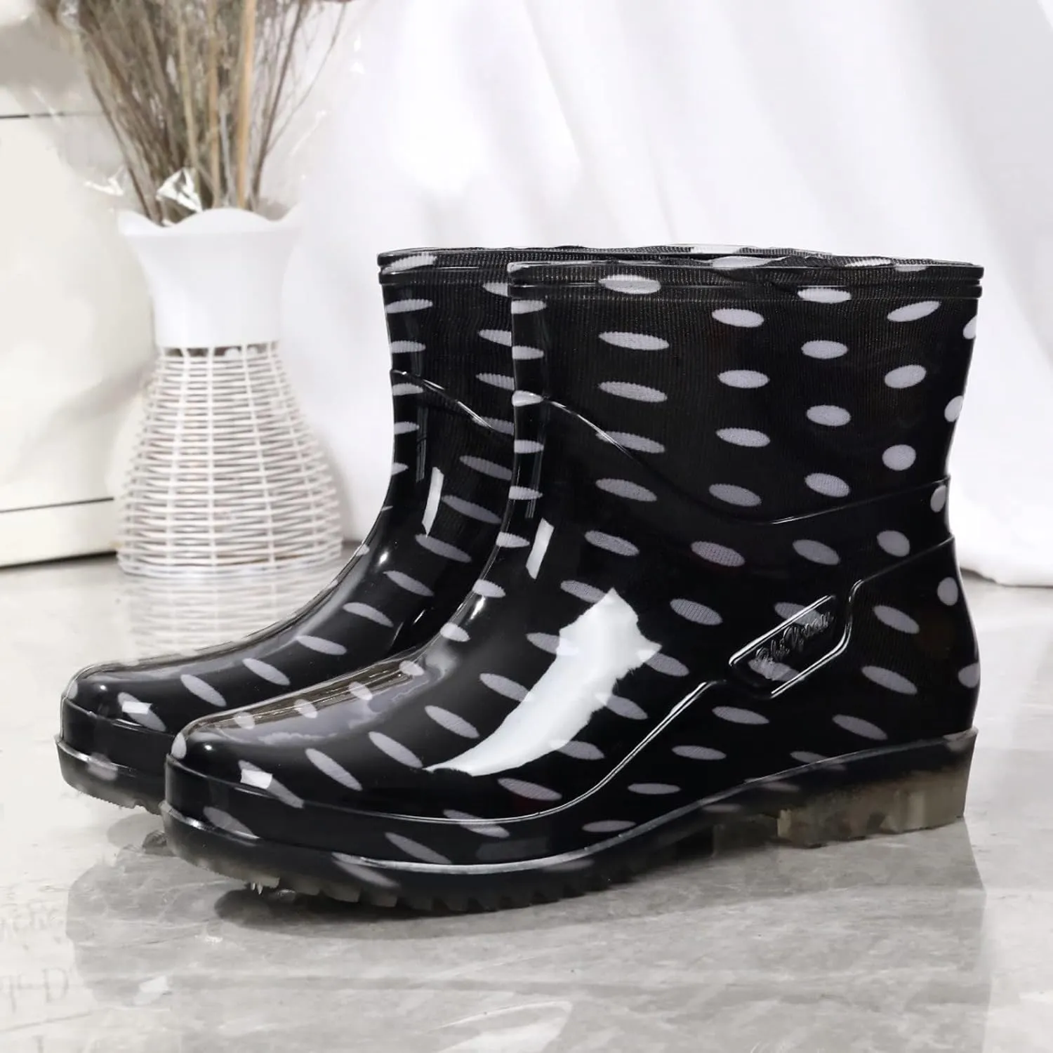 Women's Short Rain Boots Waterproof Slip On Ankle Chelsea Booties Cute Printed Rubber Outdoor Garden Shoes Rain Shoes